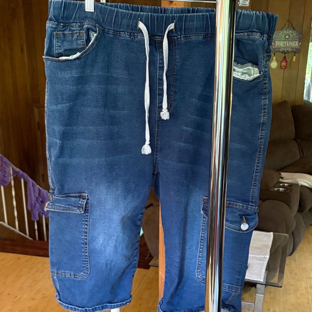 SHEIN Dark Blue Cargo Shorts with Drawstring